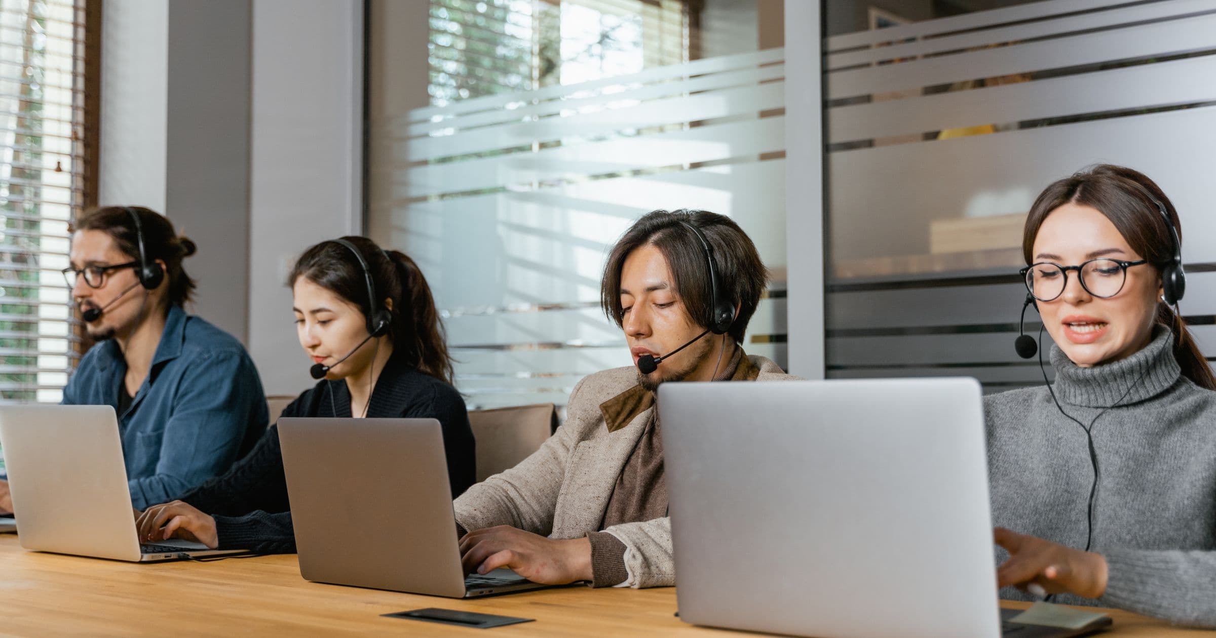 Assistance virtuelle pour entreprises : le guide complet